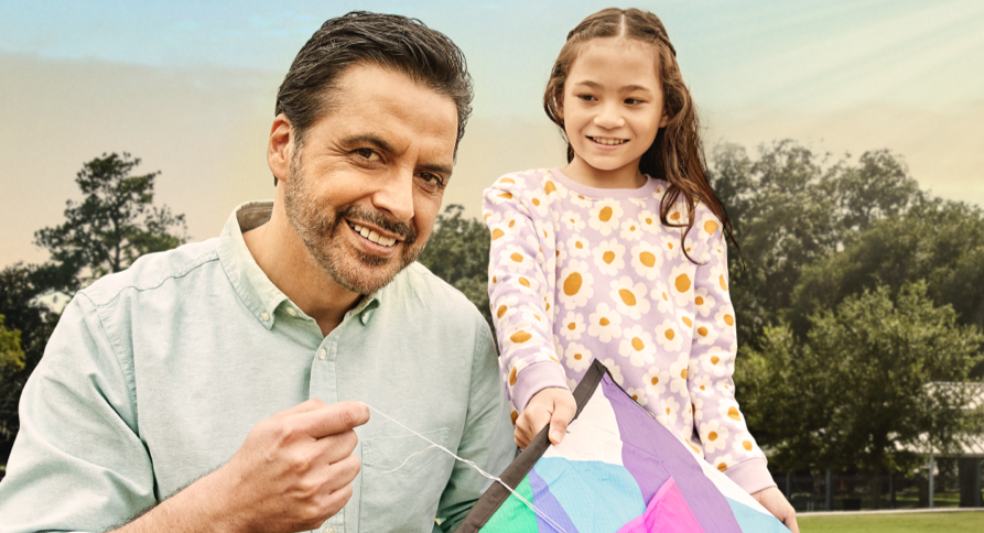 Acthar Gel clinical experience in ophthalmology: man with his daughter flying a kite